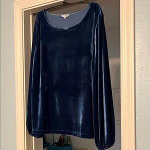 Chic Midnight Blue Velvet Women's Tunic